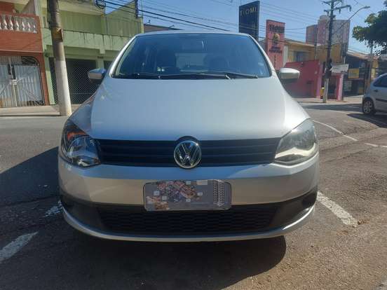 VOLKSWAGEN-FOX-1.0 MI 8V FLEX 4P MANUAL VOLKSWAGEN-FOX-2010