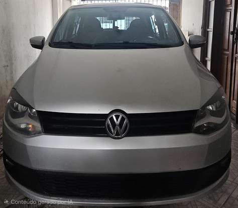 VOLKSWAGEN-FOX-2014