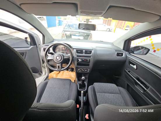 VOLKSWAGEN-FOX-1.6 MI 8V FLEX 4P MANUAL VOLKSWAGEN-FOX-2014