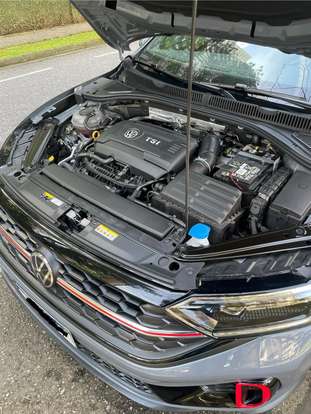 VOLKSWAGEN-JETTA-2024