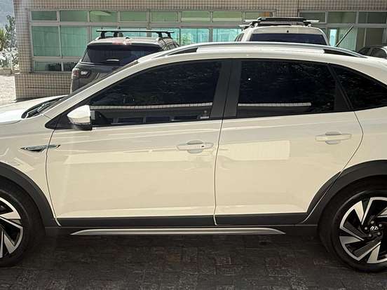 VOLKSWAGEN-NIVUS-1.0 200 TSI TOTAL FLEX HIGHLINE AUTOMÁTICO VOLKSWAGEN-NIVUS-2025