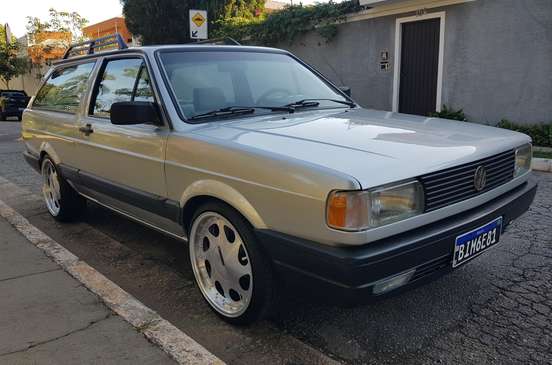 VOLKSWAGEN-PARATI-1990