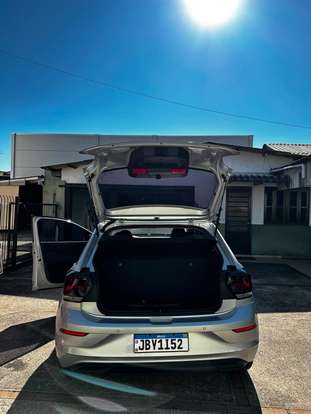 VOLKSWAGEN-POLO-2023