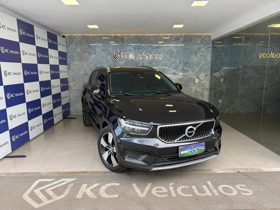 VOLVO XC40 2.0 T4 GASOLINA MOMENTUM GEARTRONIC