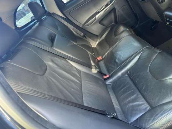 VOLVO-XC60-2012
