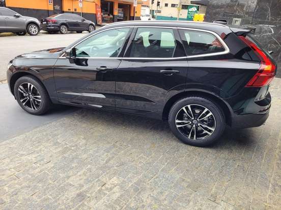 VOLVO-XC60-2.0 T5 GASOLINA MOMENTUM AWD GEARTRONIC VOLVO-XC60-2020