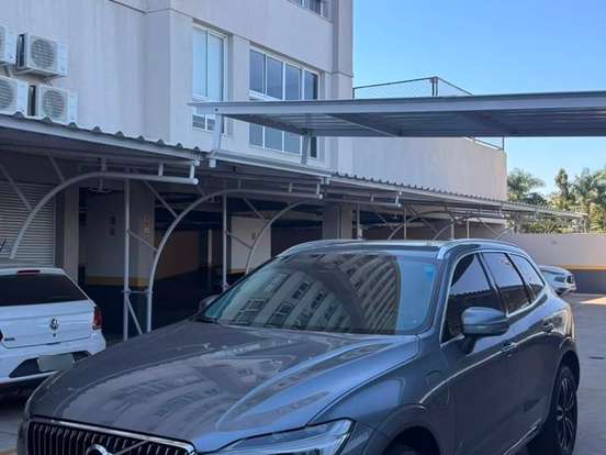 VOLVO-XC60-2.0 T8 HYBRID MOMENTUM AWD GEARTRONIC VOLVO-XC60-2020