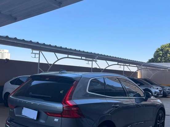 VOLVO-XC60-2.0 T8 HYBRID MOMENTUM AWD GEARTRONIC VOLVO-XC60-2020