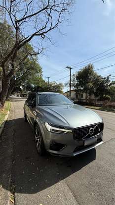 VOLVO-XC60-2019