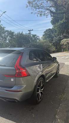 VOLVO-XC60-2019