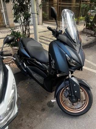 YAMAHA XMAX ABS 