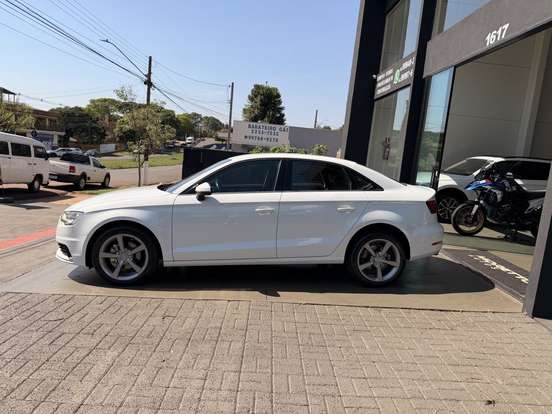 AUDI-A3-1.4 TFSI SEDAN ATTRACTION 16V FLEX 4P TIPTRONIC AUDI-A3-2015