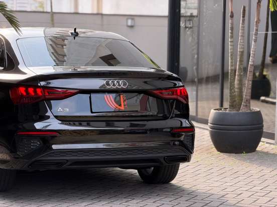 AUDI-A3-2021