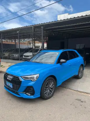 AUDI-Q3-2020
