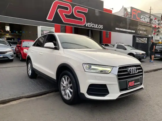 AUDI Q3 1.4 TFSI AMBIENTE GASOLINA 4P S TRONIC AUDI Q3 1.4 TFSI AMBIENTE GASOLINA 4P S TRONIC