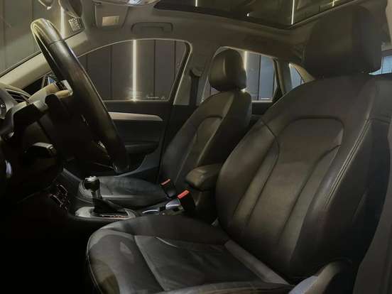 AUDI-Q3-2015