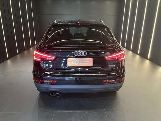 AUDI-Q3-2015