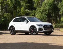 AUDI Q5 2.0 55 TFSIE PHEV PERFORMANCE BLACK QUATTRO S TRONIC AUDI Q5 2.0 55 TFSIE PHEV PERFORMANCE BLACK QUATTRO S TRONIC