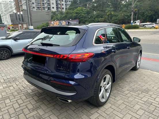 AUDI-Q5-2025