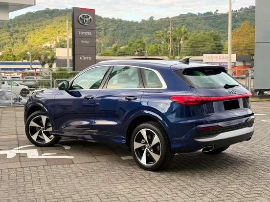 AUDI-Q5-2.0 TFSI GASOLINA ADVANCED QUATTRO S TRONIC AUDI-Q5-2025