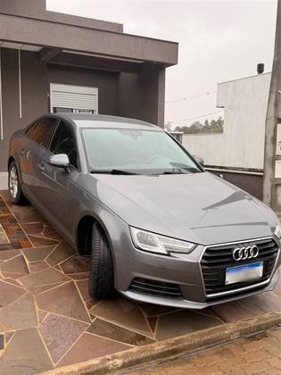 AUDI A4 2.0 TFSI ATTRACTION GASOLINA 4P S TRONIC