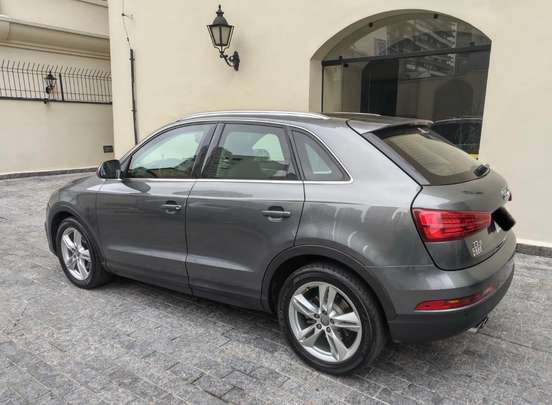 AUDI-Q3-2016