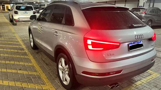 AUDI-Q3-2015