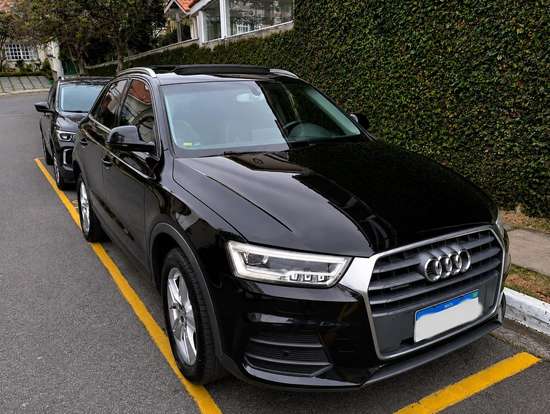 AUDI-Q3-2015