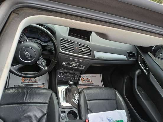 AUDI-Q3-2015