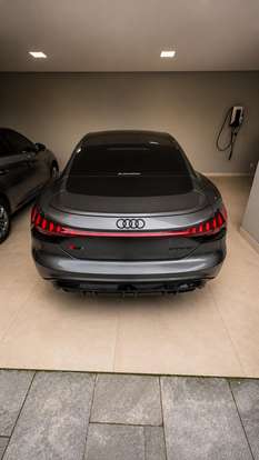 AUDI-RS E-TRON GT-2021