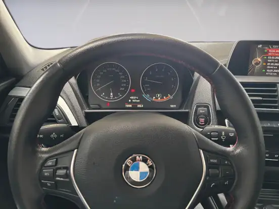 BMW-120i-2.0 16V SPORT GP ACTIVEFLEX 4P AUTOMÁTICO BMW-120i-2015