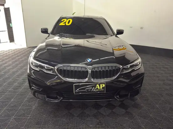 BMW-320i-2020