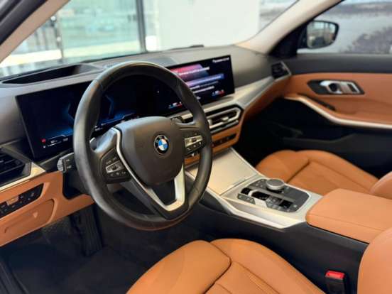 BMW-320i-2022