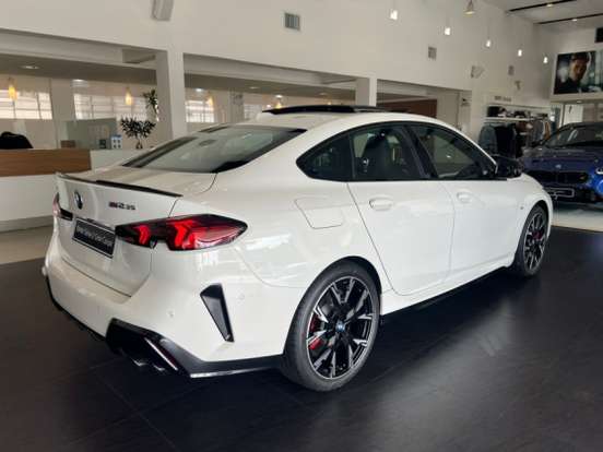 BMW-M 235i-2025