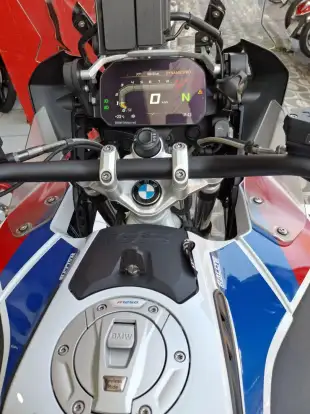 BMW-R 1250 GS ADVENTURE PREMIUM RALLYE-2023