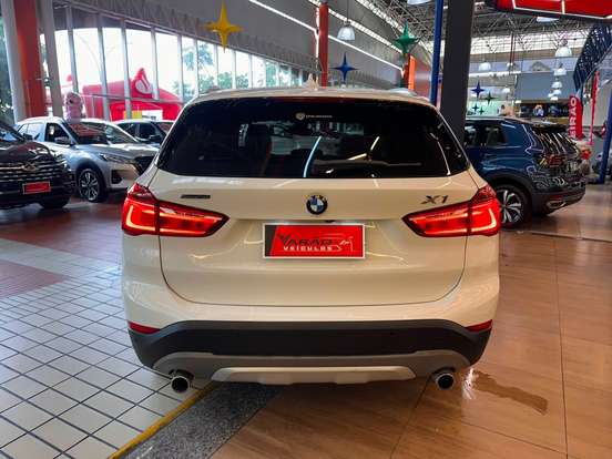 BMW-X1-2.0 16V TURBO ACTIVEFLEX SDRIVE20I 4P AUTOMÁTICO BMW-X1-2018
