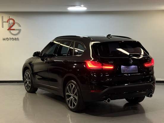 BMW-X1-2.0 16V TURBO ACTIVEFLEX SDRIVE20I GP 4P AUTOMÁTICO BMW-X1-2022