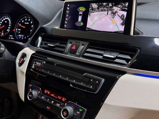 BMW-X1-2022