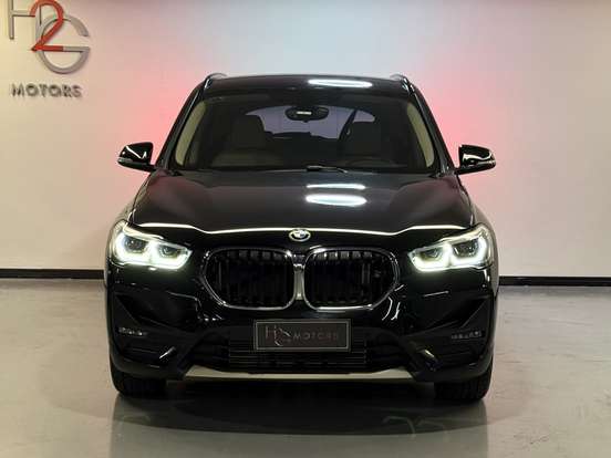 BMW-X1-2022