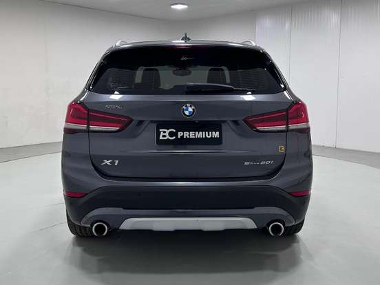 BMW-X1-2.0 16V TURBO ACTIVEFLEX SDRIVE20I X-LINE 4P AUTOMÁTICO BMW-X1-2022
