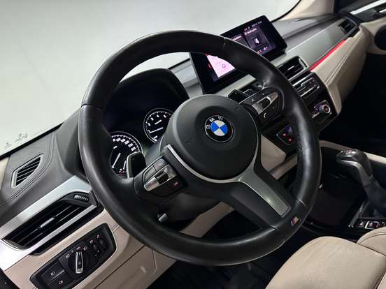 BMW-X1-2.0 16V TURBO ACTIVEFLEX SDRIVE20I X-LINE 4P AUTOMÁTICO BMW-X1-2022