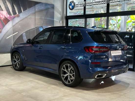 BMW-X5-3.0 I6 TURBO HÍBRIDO XDRIVE45E M SPORT AUTOMÁTICO BMW-X5-2020