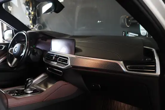 BMW-X6-2021