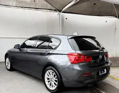 BMW 120i 2.0 16V SPORT ACTIVEFLEX 4P AUTOMÁTICO BMW 120i 2.0 16V SPORT ACTIVEFLEX 4P AUTOMÁTICO