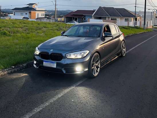 BMW-120i-2016