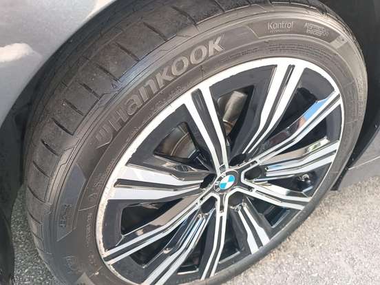 BMW-320i-2.0 16V TURBO GASOLINA SPORT GP AUTOMÁTICO BMW-320i-2020