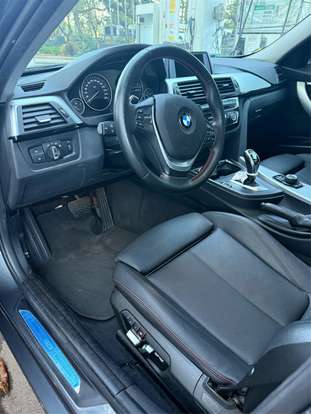 BMW-320i-2017