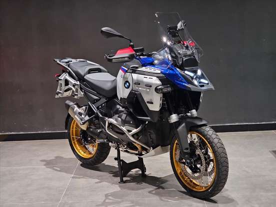 BMW-R 1300 GS ADVENTURE TROPHY-2025