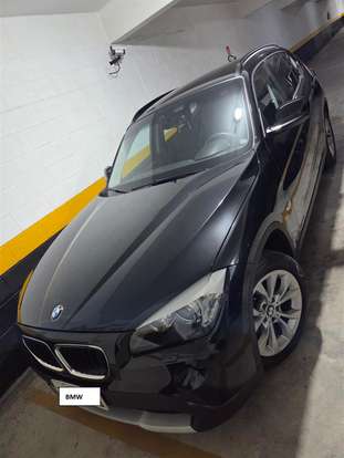 BMW-X1-2011