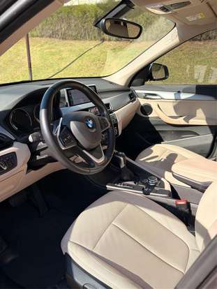 BMW-X1-2021